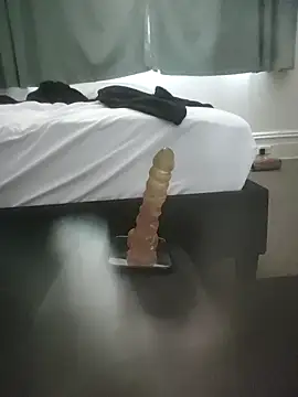 MystiqueRider online show from 09.27.25