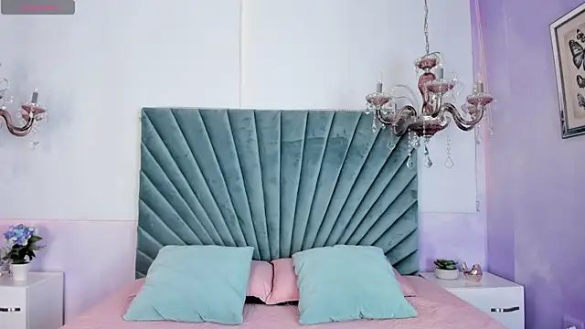 Natty roberts  online show from 03.14.25