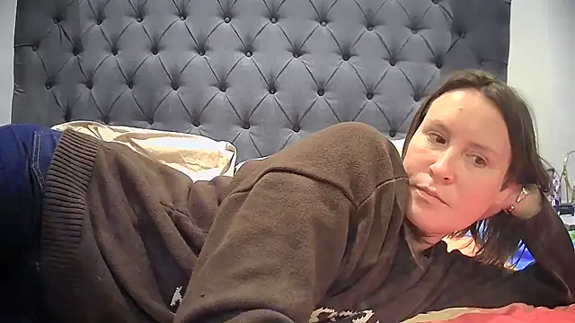 Snapshot of eatmypie69 chatting on 02.22.26 eatmypie69 online show from 02.22.26