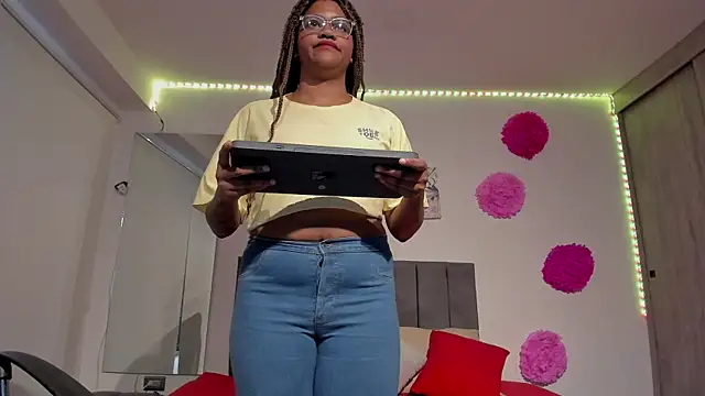 ZahraRose online show from 02.26.25