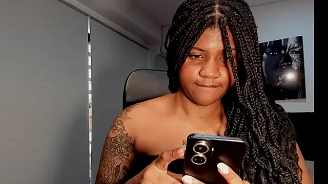 ZahraRose online show from 10.13.25