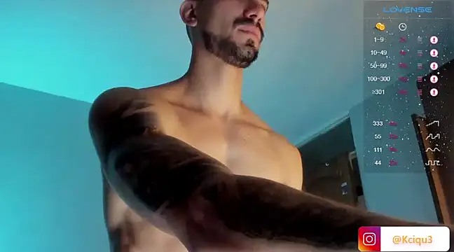 Snapshot of K_cique chatting on 02.14.25 K cique online show from 02.14.25