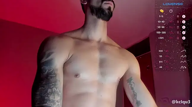 Snapshot of K_cique chatting on 03.02.25 K cique online show from 03.02.25