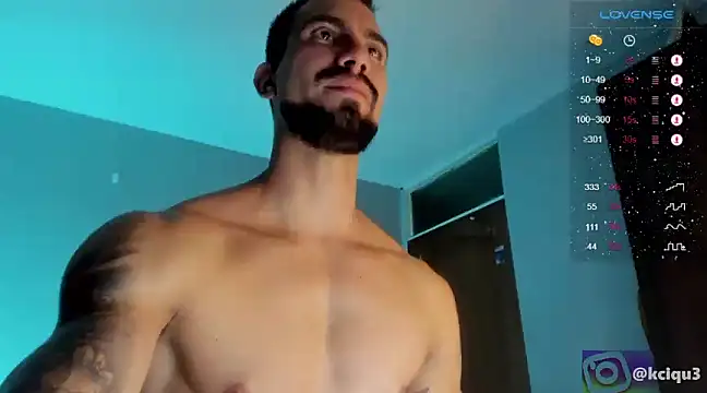 Snapshot of K_cique chatting on 03.06.25 K cique online show from 03.06.25