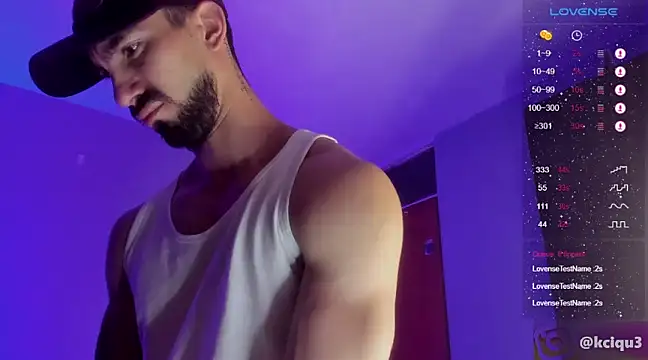 Snapshot of K_cique chatting on 03.08.25 K cique online show from 03.08.25