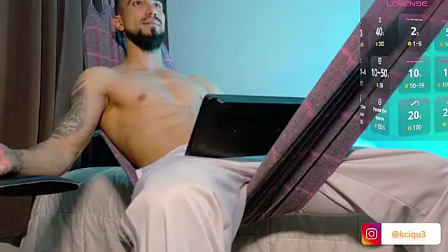 Snapshot of K_cique chatting on 02.09.26 K cique online show from 02.09.26