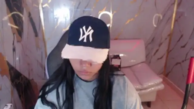 melany rouse18 online show from 11.11.25