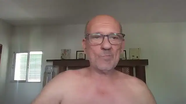 Snapshot of llopaco chatting on 07.16.26 llopaco online show from 07.16.26