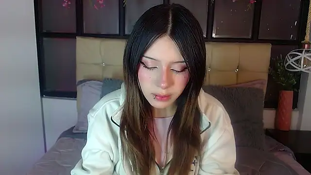 fyreandfox  online show from 11.26.25