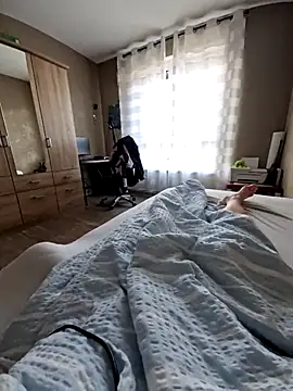 DerechteJunge online show from 03.08.25