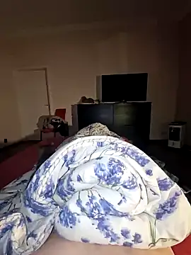 DerechteJunge online show from 09.22.25