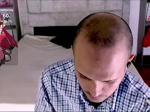 Snapshot of JhonTorres018 chatting on 03.25.26 JhonTorres018 online show from 03.25.26