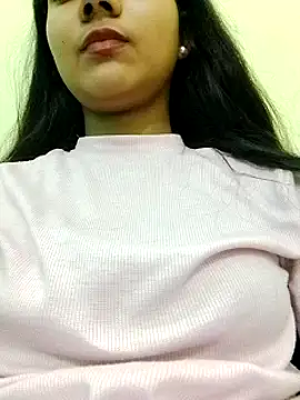 Snapshot of Aaradhna-hoy chatting on 02.28.25 Aaradhna-hoy online show from 02.28.25