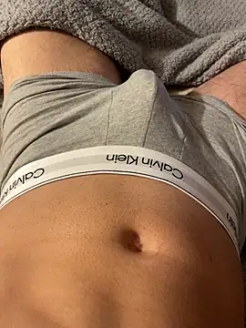 Snapshot of tiago499 chatting on 02.15.25 tiago499 online show from 02.15.25