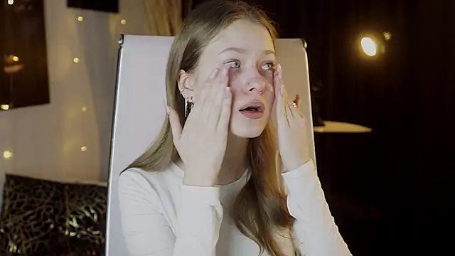 EveMundie online show from 03.07.26