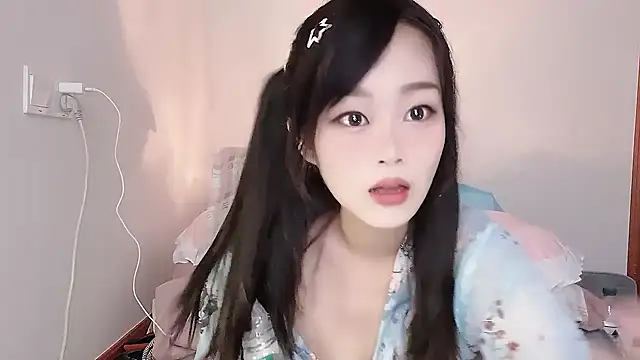 yueyue2003 online show from 03.03.25