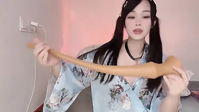 yueyue2003 online show from 03.04.25