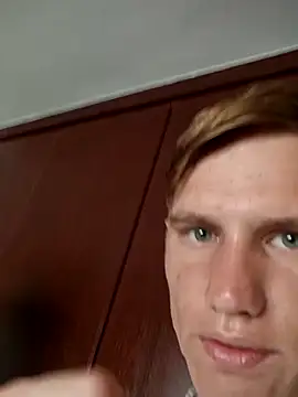 Snapshot of Ruanie chatting on 03.11.26 Ruanie online show from 03.11.26