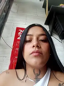 Emily sharlot online show from 02.21.25