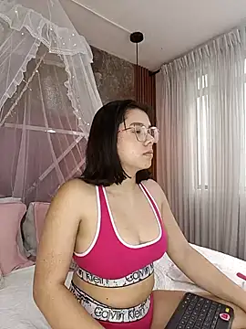 EmmaSulivan online show from 02.27.25