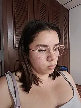 EmmaSulivan online show from 02.12.26