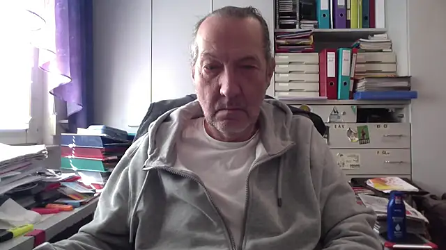 Snapshot of HMStraps01 chatting on 03.03.25 HMStraps01 online show from 03.03.25