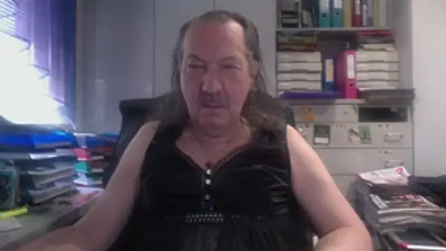 Snapshot of HMStraps01 chatting on 02.25.26 HMStraps01 online show from 02.25.26