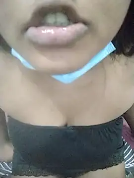 Snapshot of SLbeaty chatting on 01.19.26 SLbeaty online show from 01.19.26