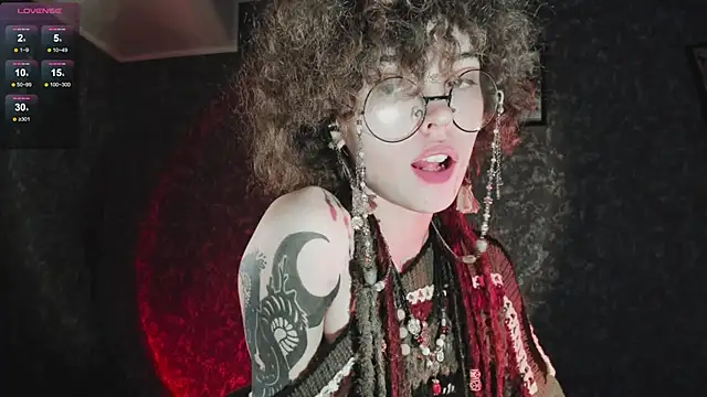 Snapshot of Dizer_clopy chatting on 10.25.25 Dizer clopy online show from 10.25.25