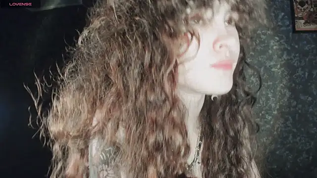 Snapshot of Dizer_clopy chatting on 11.26.25 Dizer clopy online show from 11.26.25