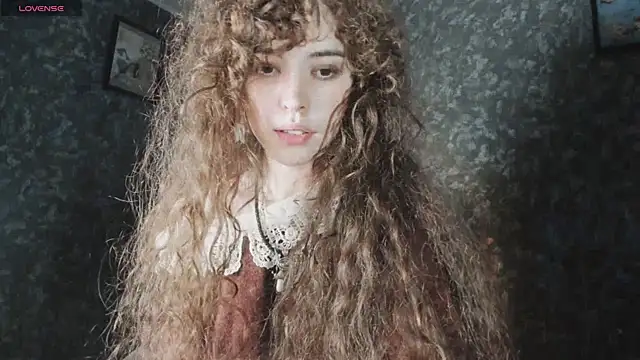 Snapshot of Dizer_clopy chatting on 12.02.25 Dizer clopy online show from 12.02.25