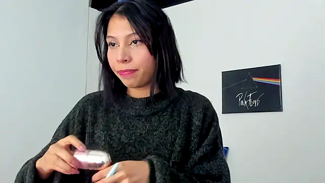 Snapshot of sweet_Amy0 chatting on 11.04.25 sweet Amy0 online show from 11.04.25