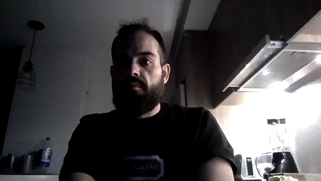 Snapshot of guccititi chatting on 11.10.25 guccititi online show from 11.10.25