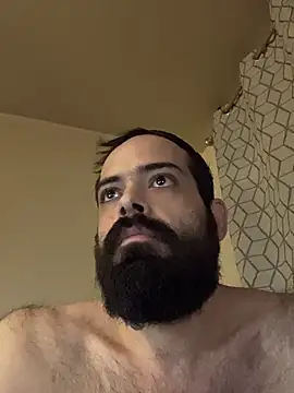 Snapshot of guccititi chatting on 12.05.25 guccititi online show from 12.05.25