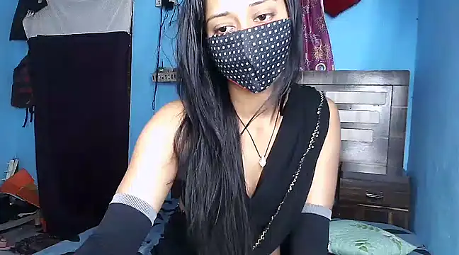 Snapshot of naughtygirl_2 chatting on 02.25.25 naughtygirl 2 online show from 02.25.25