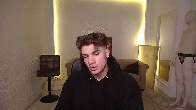 MaxKaiden online show from 03.01.25