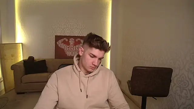 MaxKaiden online show from 03.20.25