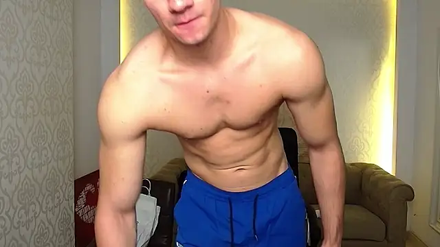 MaxKaiden online show from 10.04.25