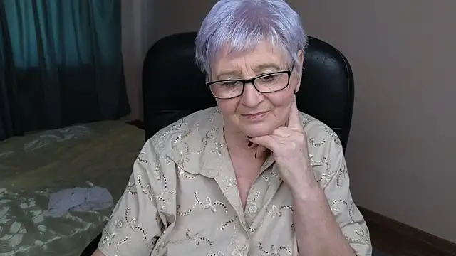 Sandra Snowflake online show from 03.21.25