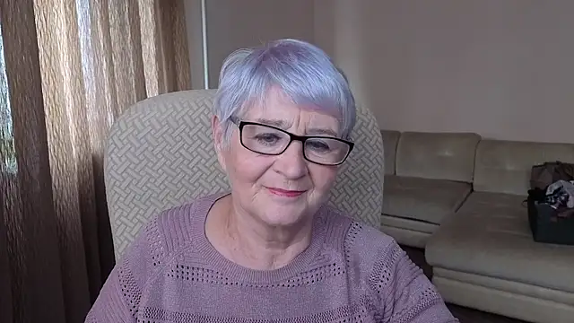 Sandra Snowflake online show from 10.07.25