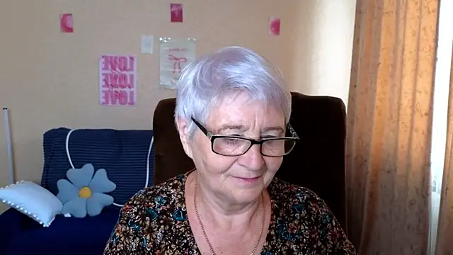 Sandra Snowflake online show from 06.29.26
