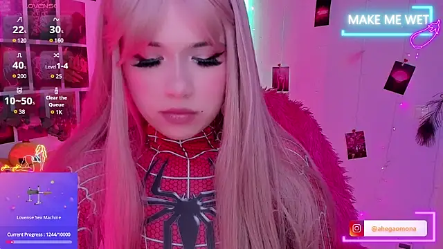 Sparkle Mona online show from 03.05.25