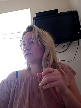 Mary888x online show from 02.16.25