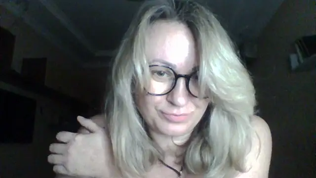 Mary888x online show from 12.21.25