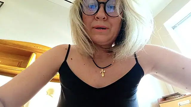 Mary888x online show from 01.12.26