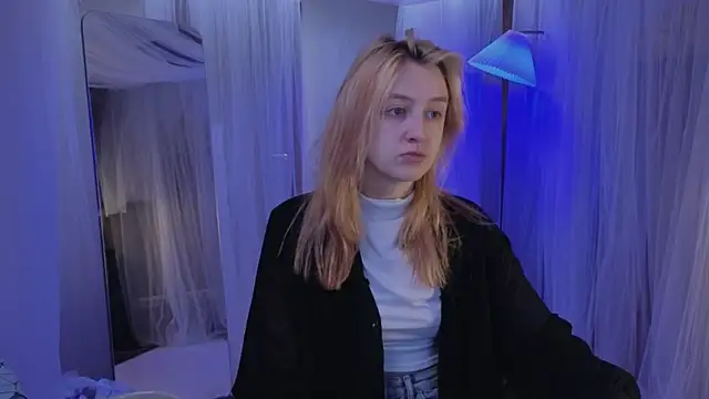 aishiro online show from 11.25.25