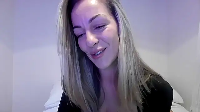 Edenfox- online show from 11.06.25