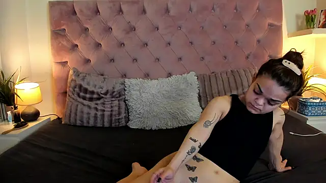 MaiaMini online show from 03.07.25