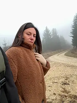 Snapshot of AvaFlowers6 chatting on 12.18.25 AvaFlowers6 online show from 12.18.25