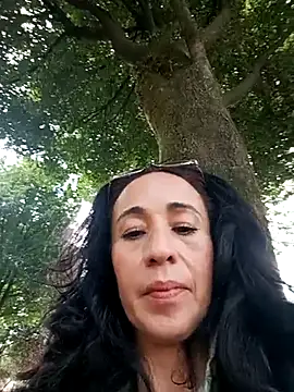 Snapshot of Coeur_de_luxure chatting on 02.27.25 Coeur de luxure online show from 02.27.25